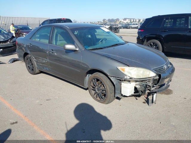 2005 TOYOTA CAMRY LE