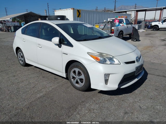 2015 TOYOTA PRIUS FOUR