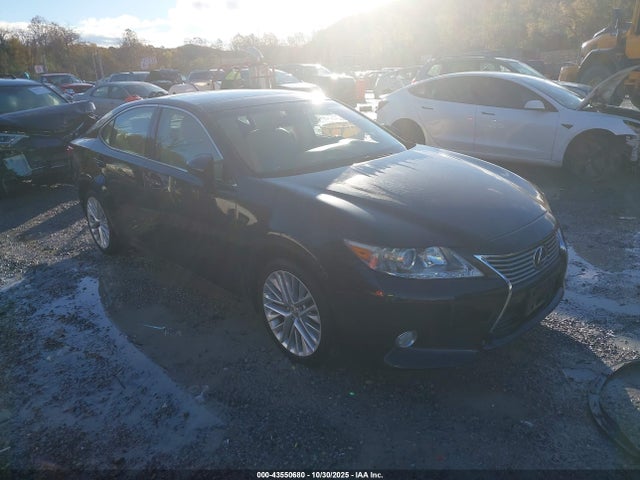 2013 LEXUS ES 