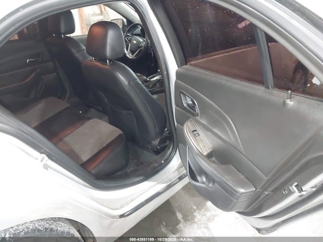 CHEVROLET MALIBU 2LT - 8