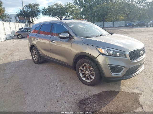2017 KIA SORENTO 2.4L LX