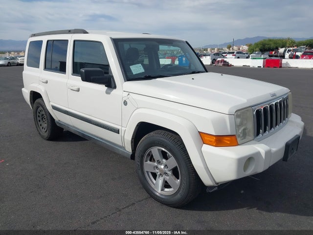 2008 JEEP COMMANDER SPORT