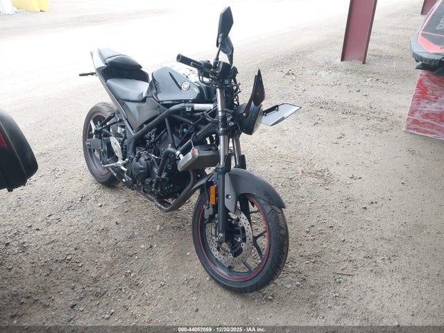 2015 YAMAHA YZF 