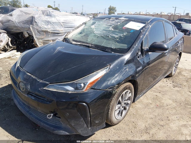 2019 Toyota PRIUS XLE — фото 2