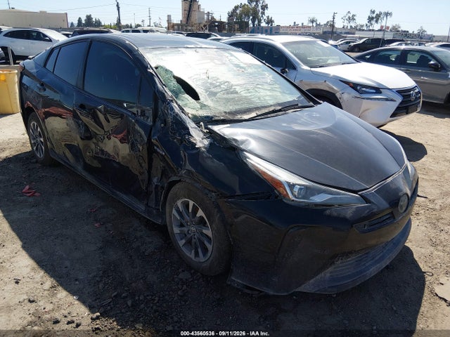 2019 TOYOTA PRIUS XLE