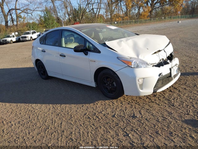 2013 TOYOTA PRIUS FOUR