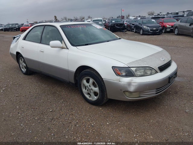1998 LEXUS ES 