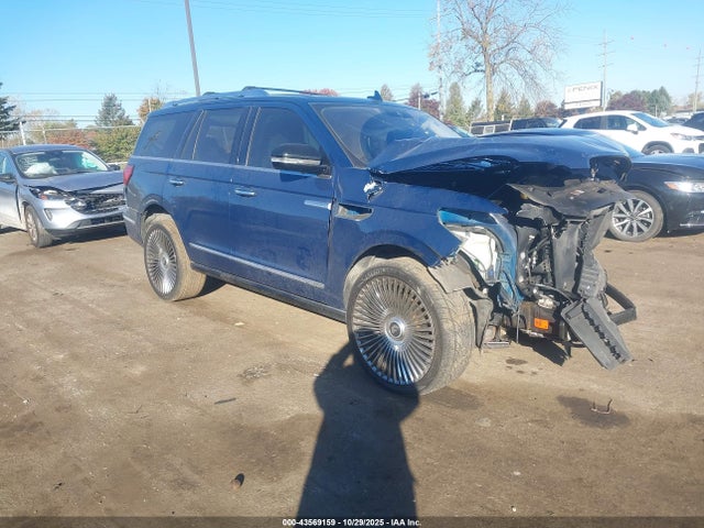 2019 LINCOLN NAVIGATOR RESERVE