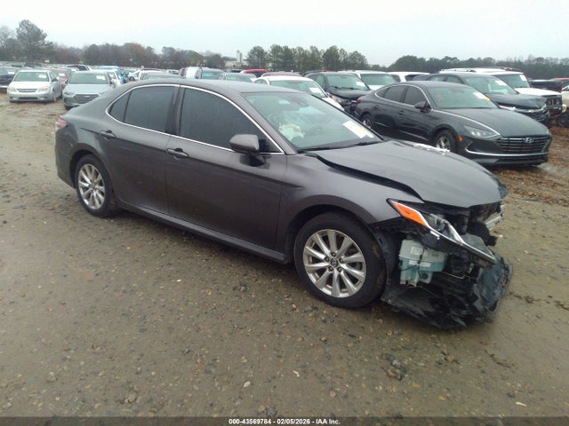 2019 TOYOTA CAMRY LE
