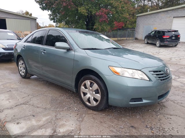 2009 TOYOTA CAMRY LE