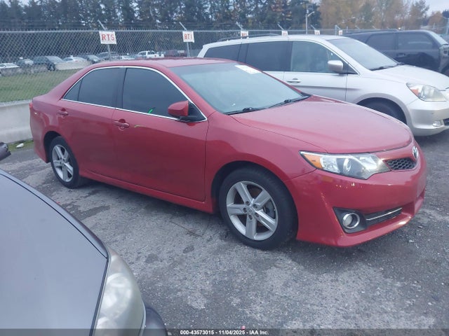 2013 TOYOTA CAMRY SE