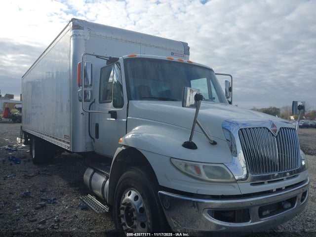 2016 INTERNATIONAL 400 4300