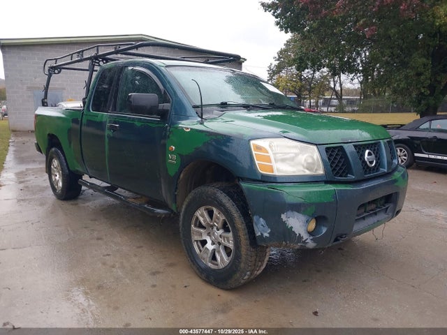 2004 NISSAN TITAN XE
