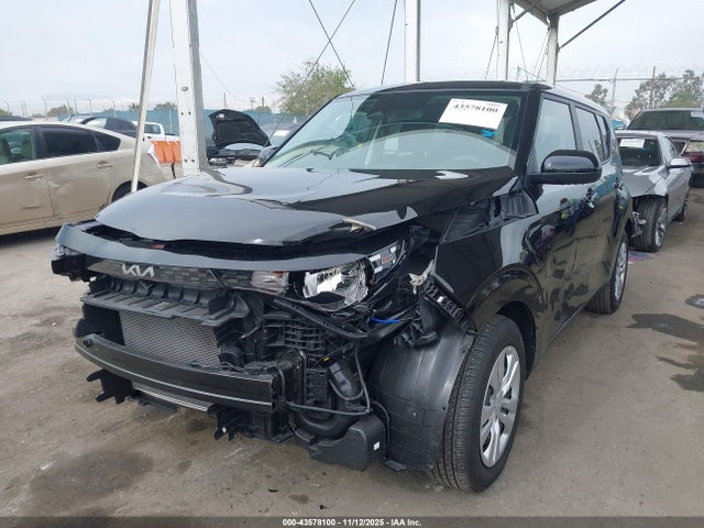 2025 KIA SOUL LX 照片 2