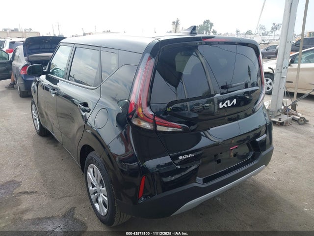 2025 KIA SOUL LX 照片 3