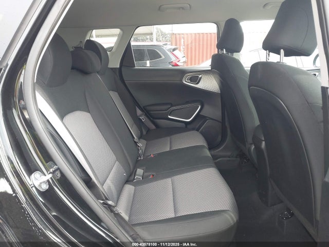 2025 KIA SOUL LX 照片 8