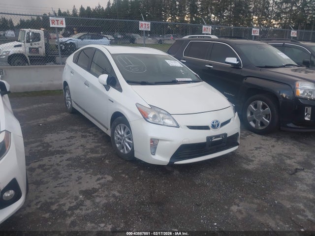 2013 TOYOTA PRIUS 