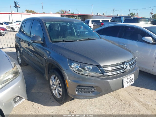 2013 VOLKSWAGEN TIGUAN S