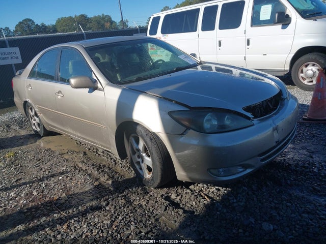 2002 TOYOTA CAMRY SE V6