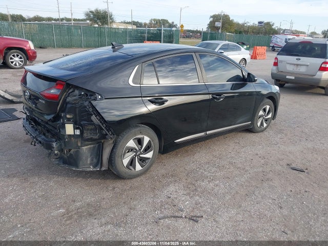 صورة 4 لـ 2018 Hyundai IONIQ HYBRID SEL