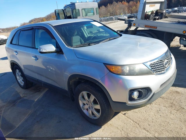 2012 KIA SORENTO LX