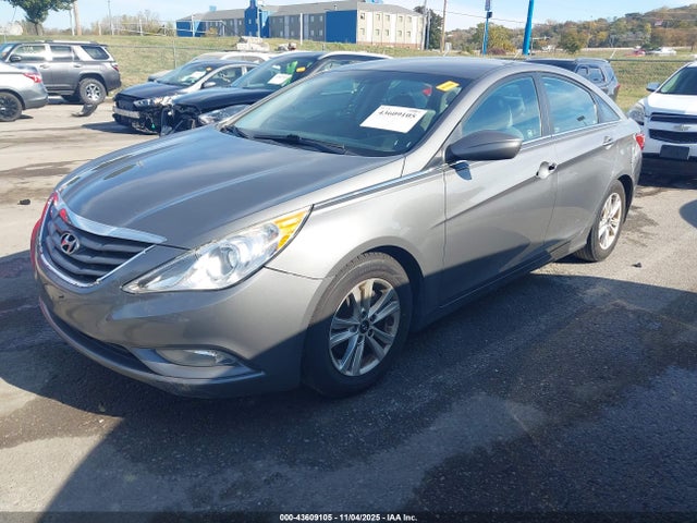 HYUNDAI SONATA GLS - 2