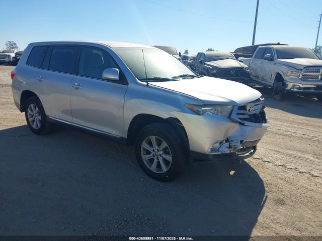 2011 TOYOTA HIGHLANDER 