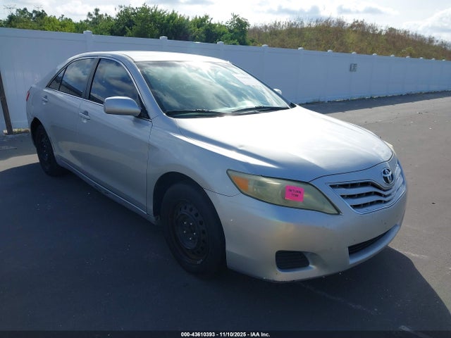 2010 TOYOTA CAMRY LE