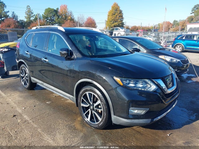 2017 NISSAN ROGUE SL