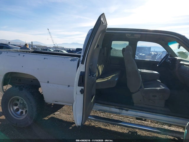 CHEVROLET SILVERADO 1500 LS - 8