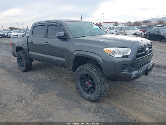 2017 TOYOTA TACOMA SR V6