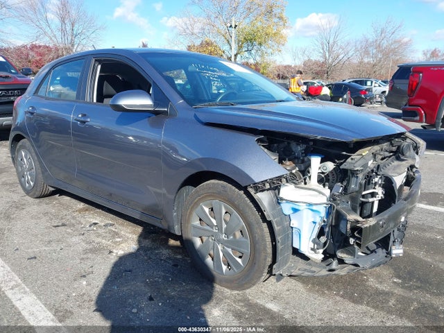 KIA RIO 5-DOOR S - 1