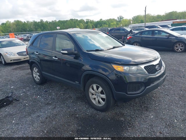 2013 KIA SORENTO LX