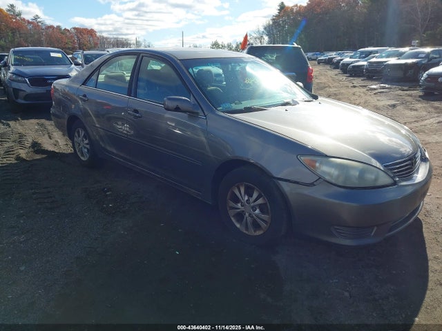2006 TOYOTA CAMRY LE V6