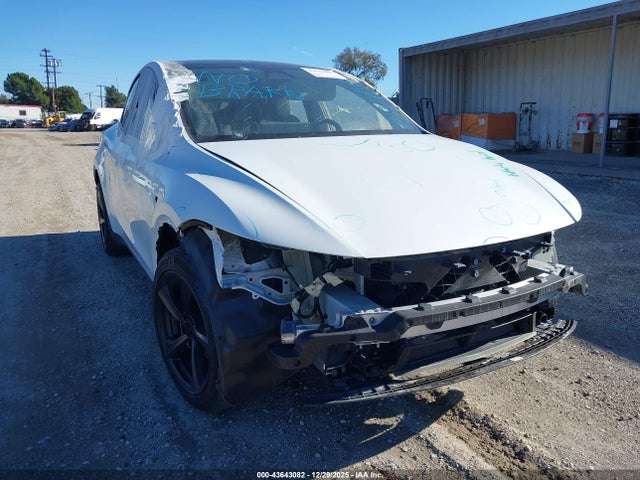2026 TESLA MODEL Y LONG RANGE DUAL MOTOR ALL-WHEEL DRIVE/LONG RANGE LAUNCH SERIES