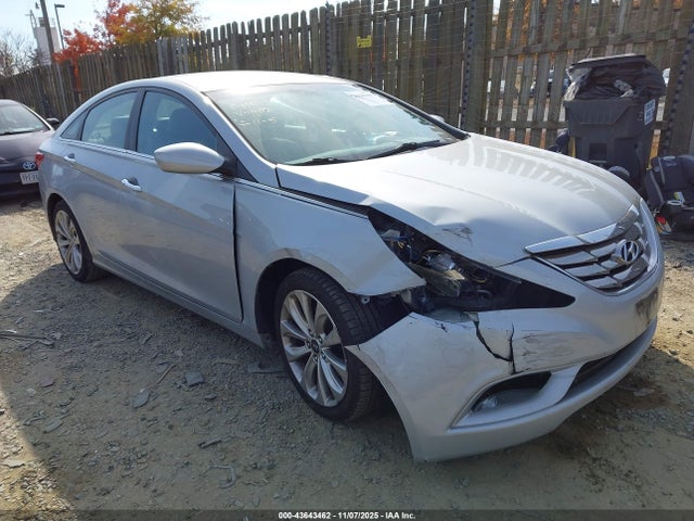 2011 HYUNDAI SONATA SE