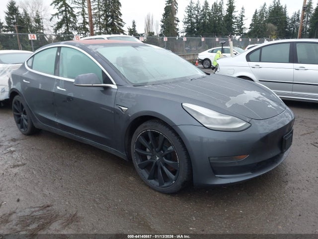 2018 TESLA MODEL 3 LONG RANGE/PERFORMANCE