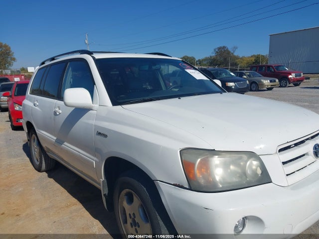 2004 TOYOTA HIGHLANDER LIMITED V6