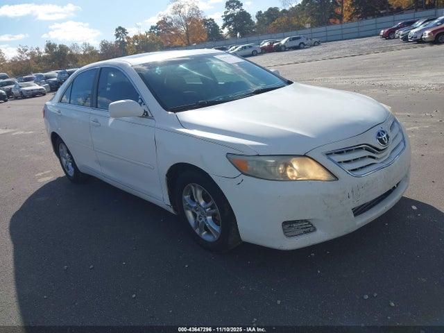 2010 TOYOTA CAMRY LE