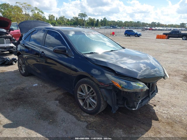 2017 TOYOTA CAMRY SE