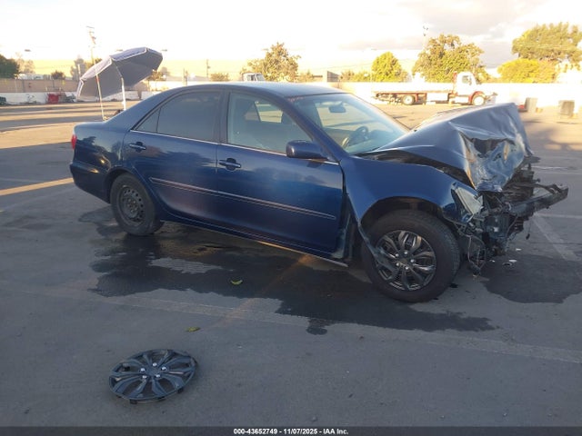 2005 TOYOTA CAMRY LE