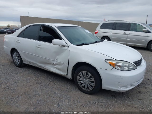2002 TOYOTA CAMRY LE