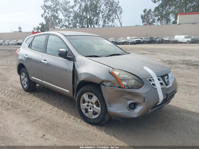 2015 NISSAN ROGUE S