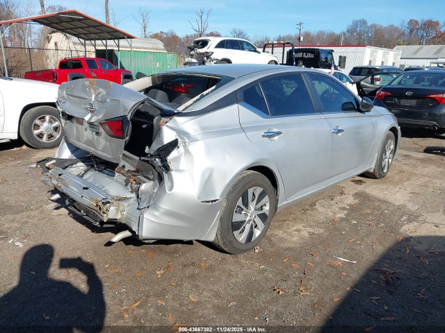 2024 Nissan ALTIMA S FWD 照片 4