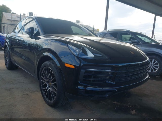 2021 PORSCHE CAYENNE 