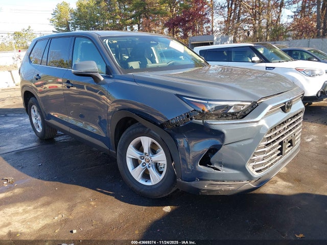 2026 TOYOTA GRAND HIGH LE