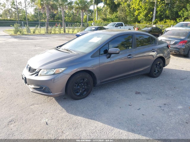 2015 Honda CIVIC LX — фото 2