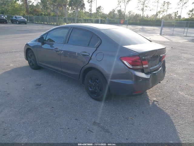 2015 Honda CIVIC LX — фото 3