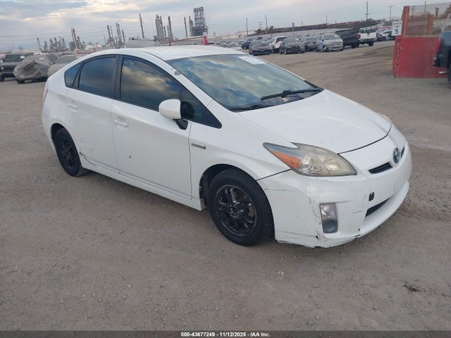 2011 TOYOTA PRIUS THREE