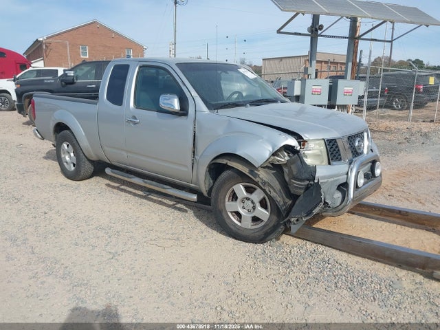 2005 NISSAN FRONTIER XE